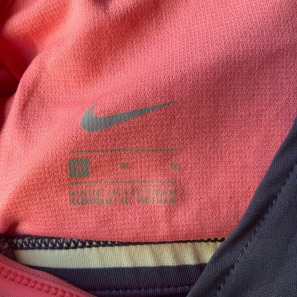 Nike Women’s Sleeveless Workout Tank Top size M, Blue Pink, with Built In Bra - Picture 5 of 9